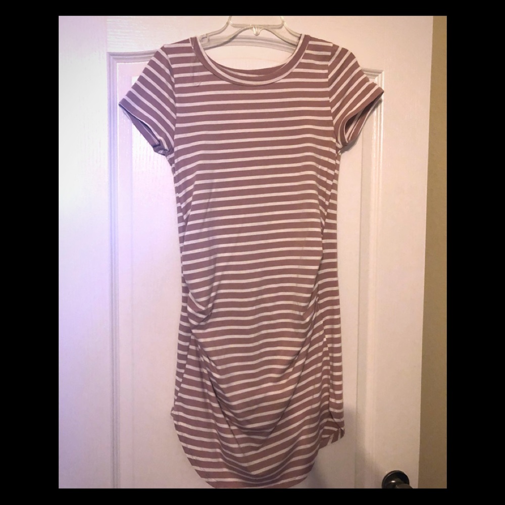 Maternity t-shirt dress